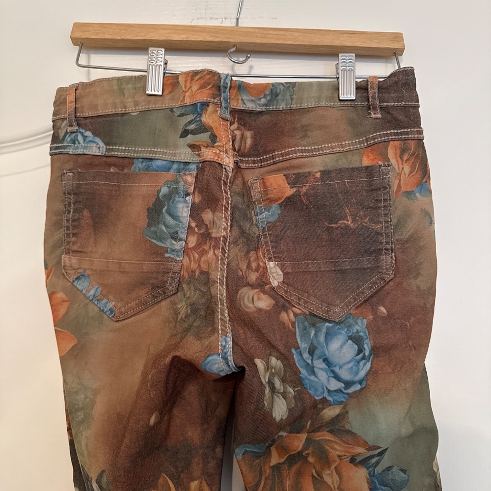 Women’s Jeans REVERSIBLE, Tan & Multi Color - Picture 6 of 6